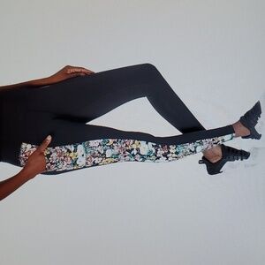 Vera Bradley Artist Floral Leggings